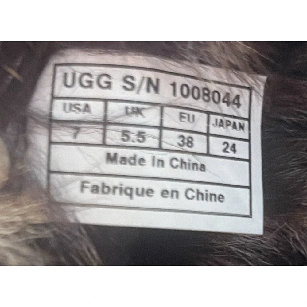 UGG Dana Tall Sheepskin and Fur Cuffed Boots Size 7 - Picture 8 of 12